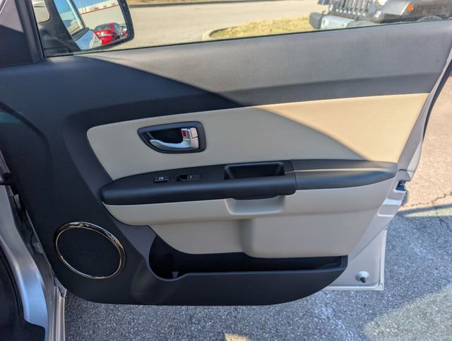 Used 2013 Kia Soul ! w/ Premium Pkg FWD image 24