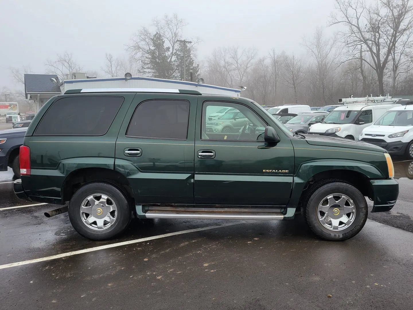 Used 2003 Cadillac Escalade AWD image 3