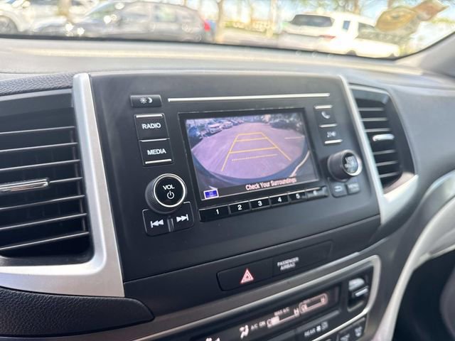 Certified 2017 Honda Pilot LX image 24