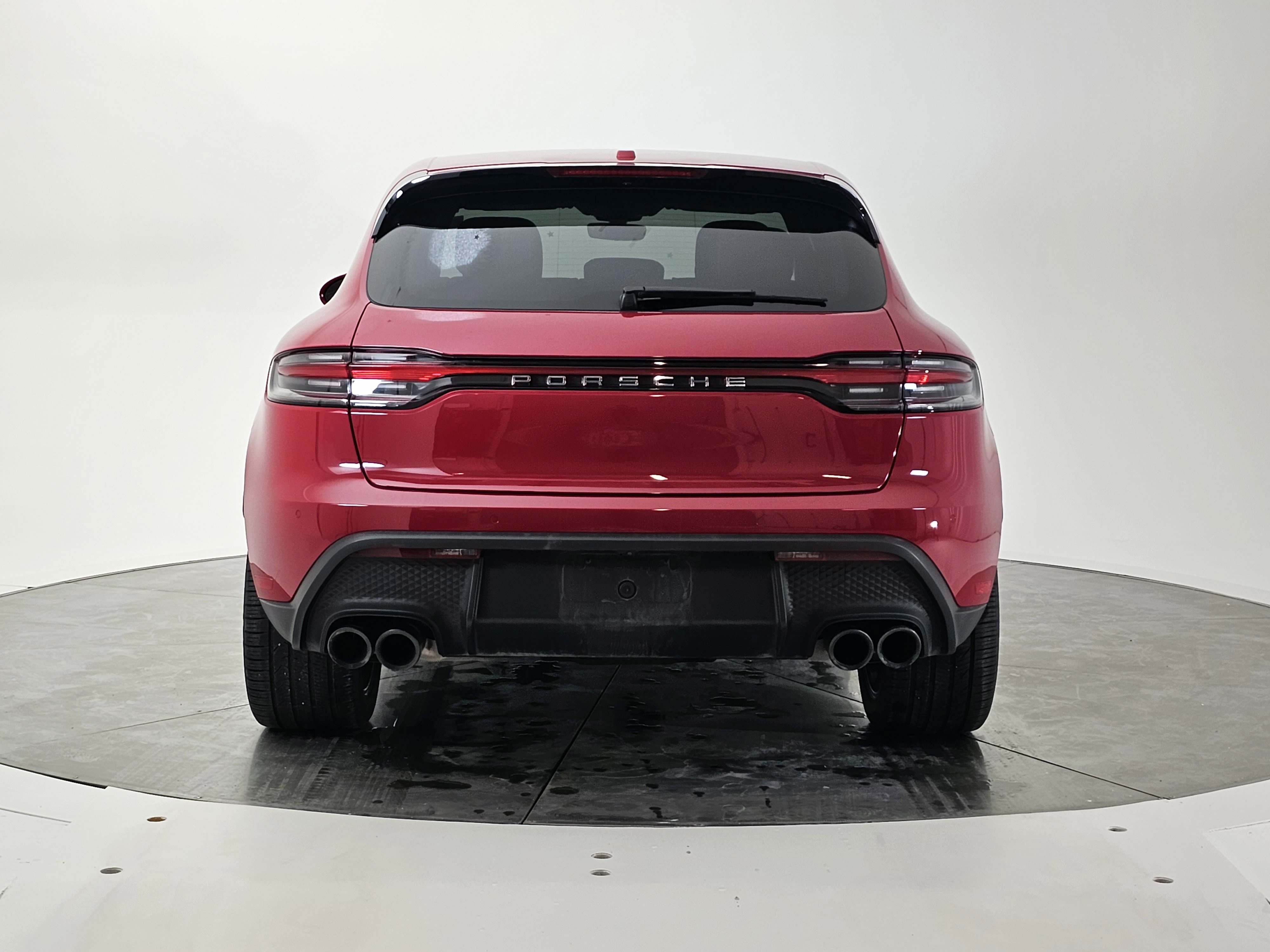 Used 2022 Porsche Macan image 4