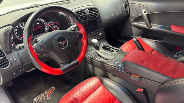 Used 2013 Chevrolet Corvette Convertible image 15