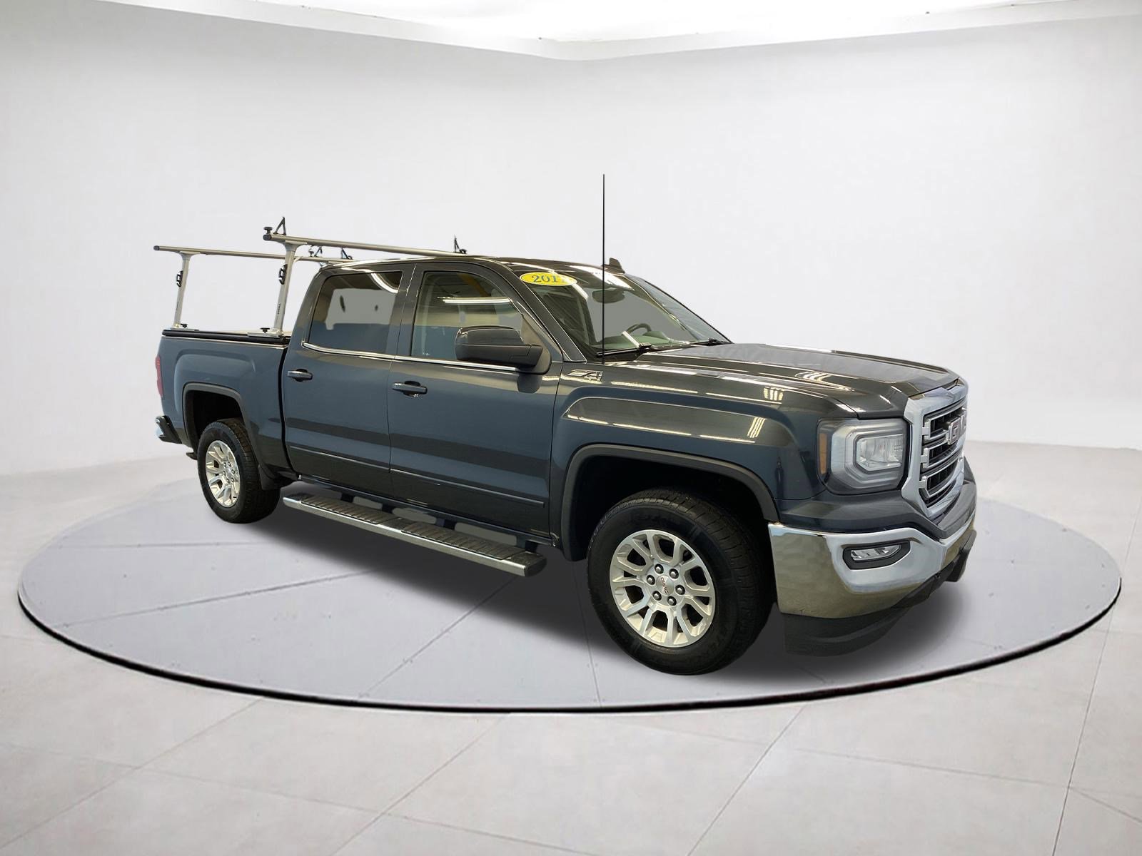 Used 2017 GMC Sierra 1500 SLE w/ SLE Value Package image 7