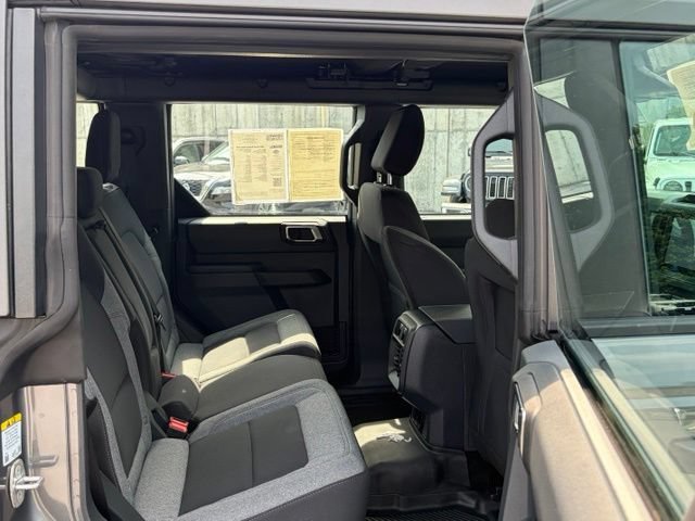 Used 2025 Ford Bronco 4-Door AWD/4WD image 29