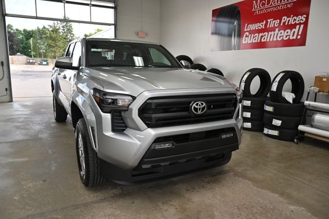 New 2026 Toyota Tacoma SR5 RWD image 3