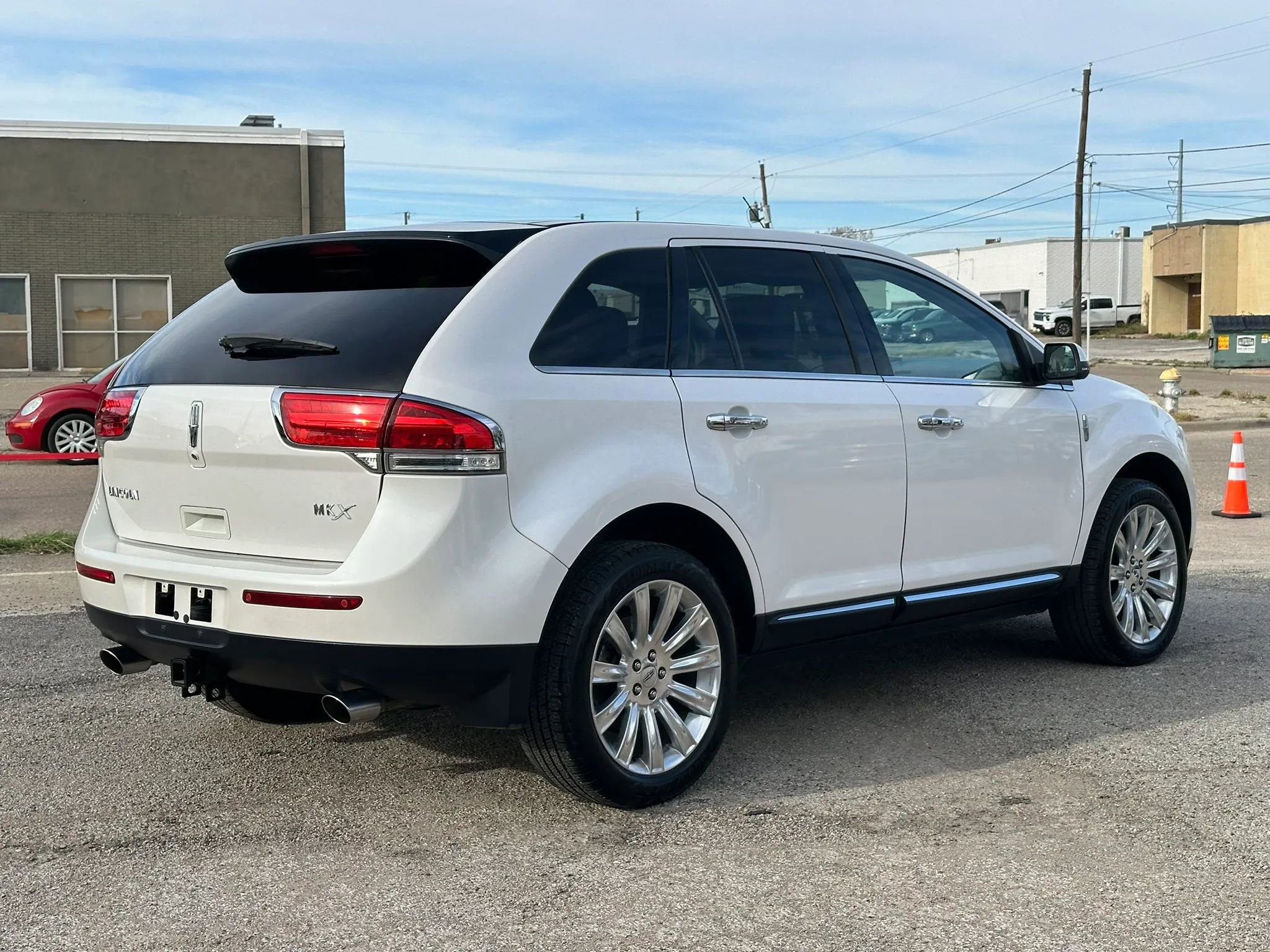 Used 2013 Lincoln MKX FWD image 7