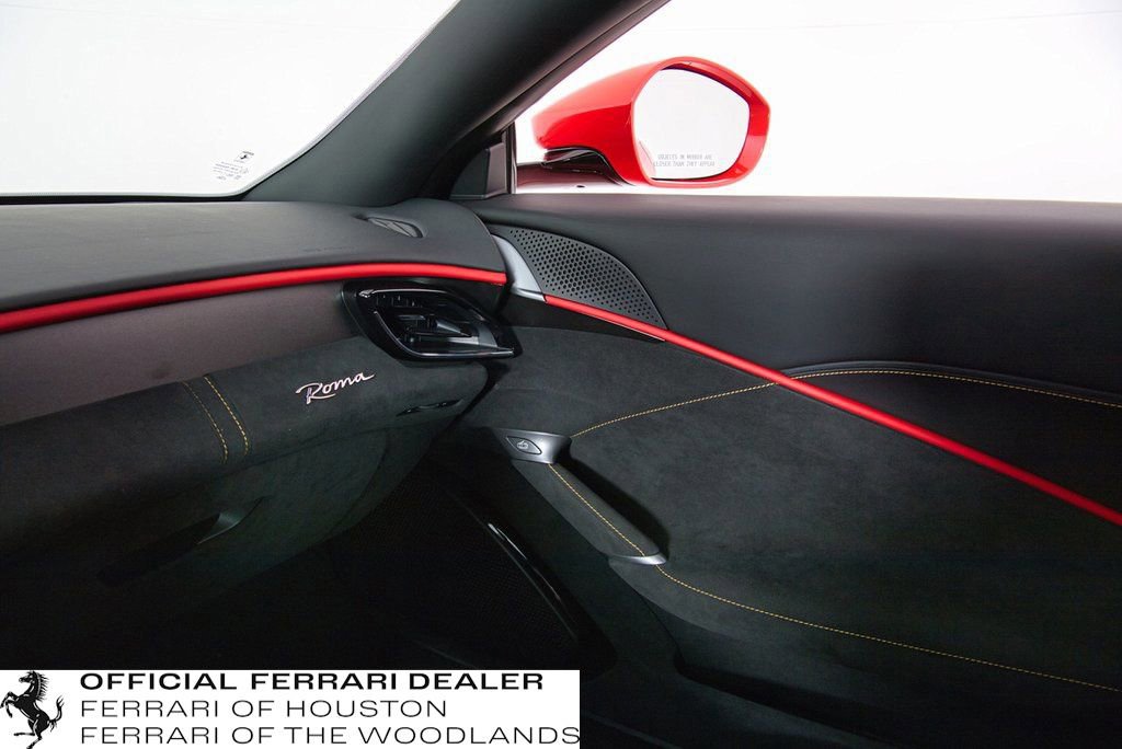 Used 2022 Ferrari Roma image 17