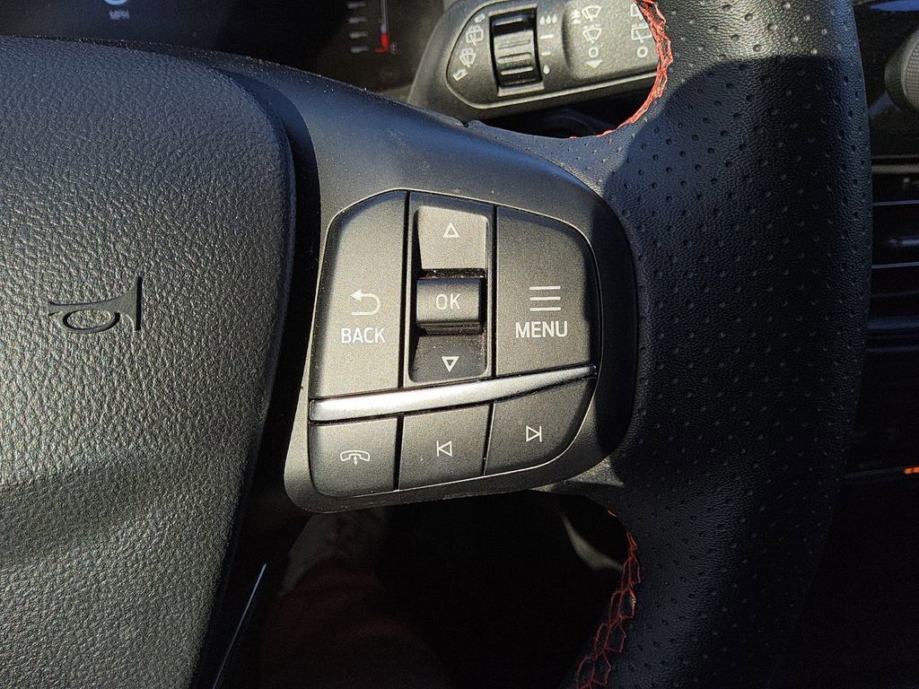 Used 2024 Ford Escape ST-Line image 26