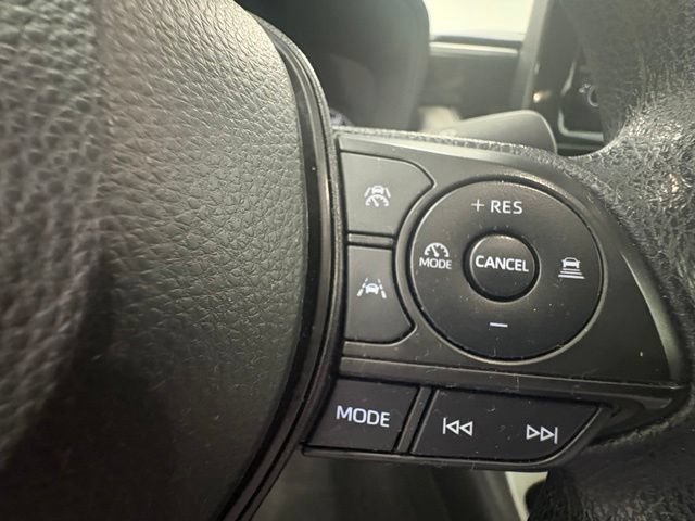 Used 2024 Toyota Corolla LE FWD image 16