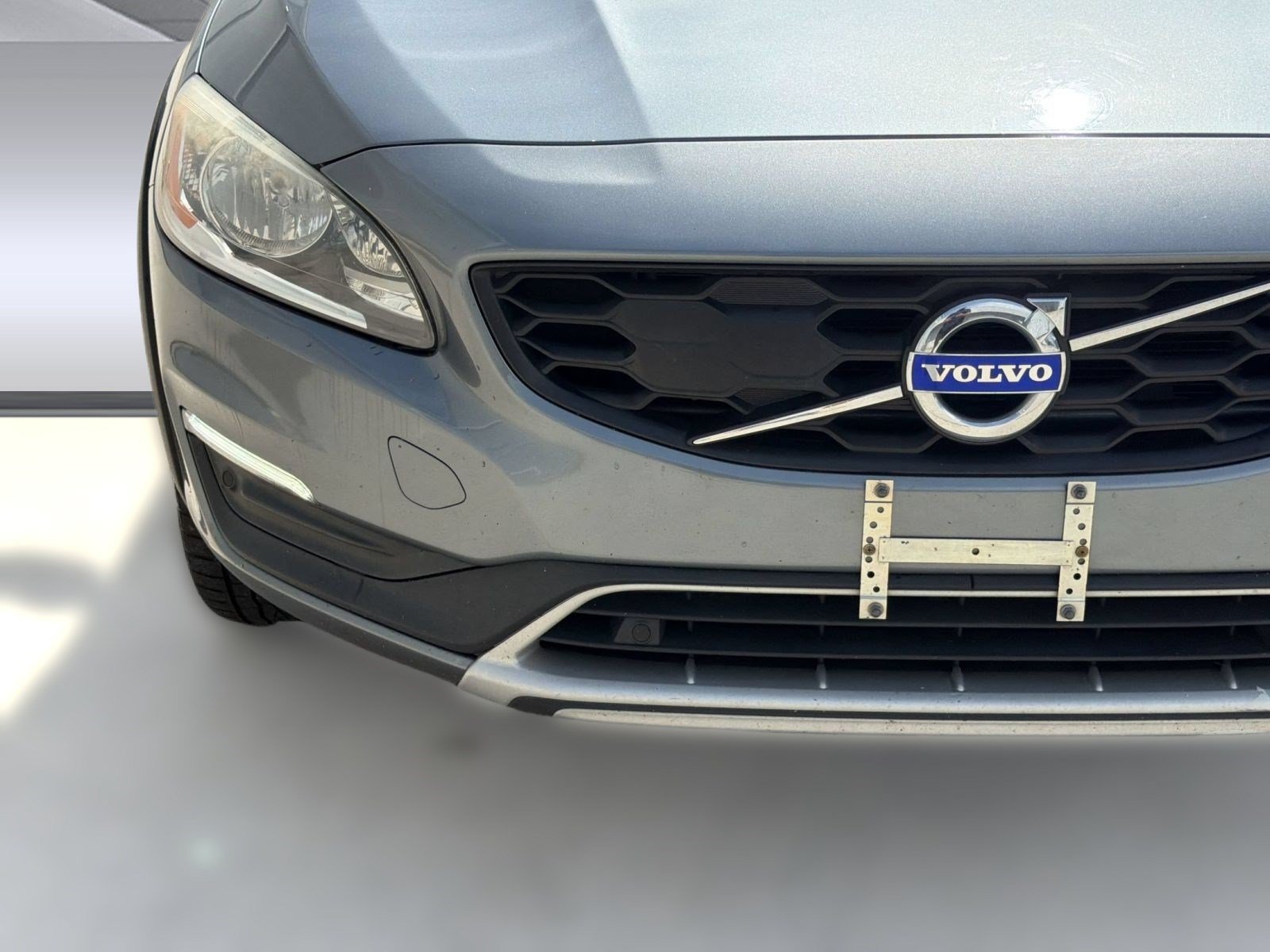 Used 2018 Volvo V60 T5 Cross Country w/ Convenience Package AWD/4WD image 11