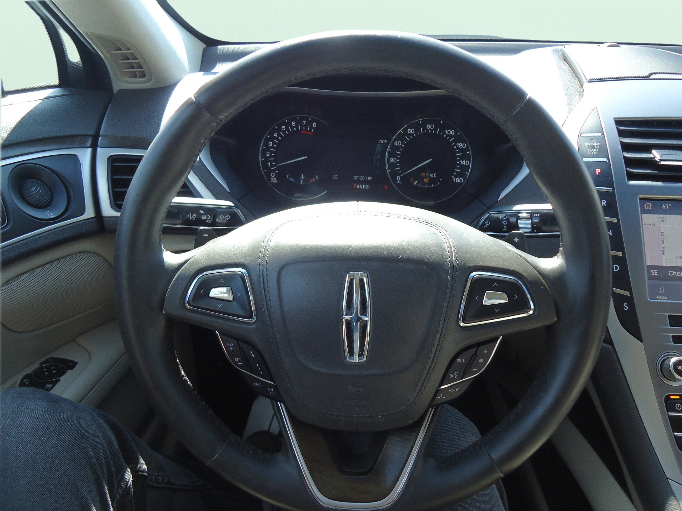 Used 2020 Lincoln MKZ Reserve w/ Monochromatic Package AWD/4WD image 13