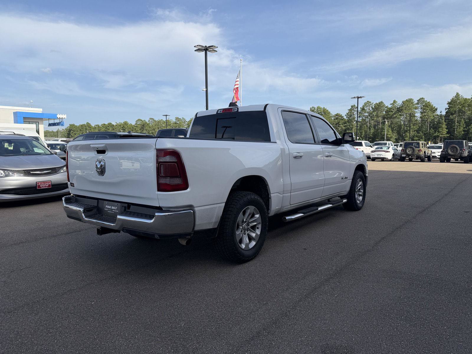 Used 2023 RAM 1500 Laramie AWD/4WD image 6