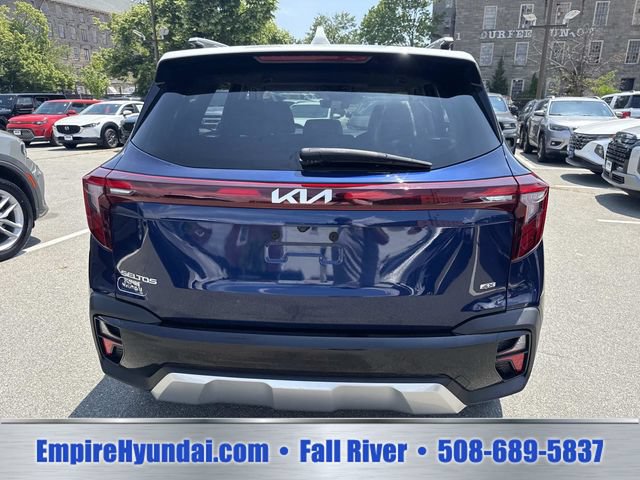 Used 2024 Kia Seltos S AWD/4WD image 4