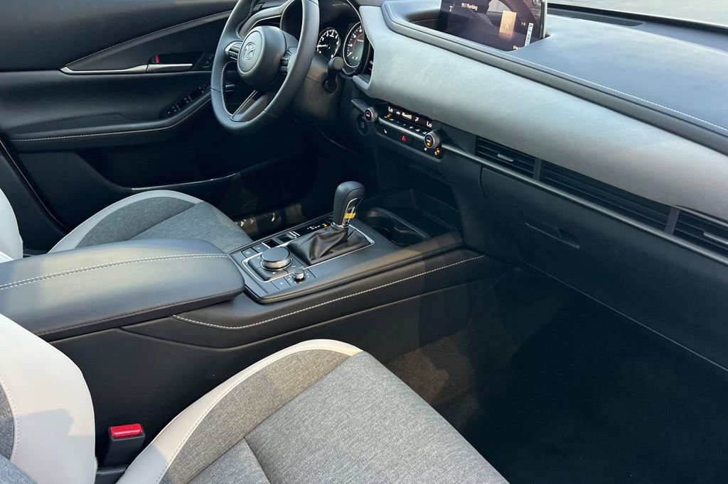 New 2026 MAZDA CX-30 Aire Edition image 17