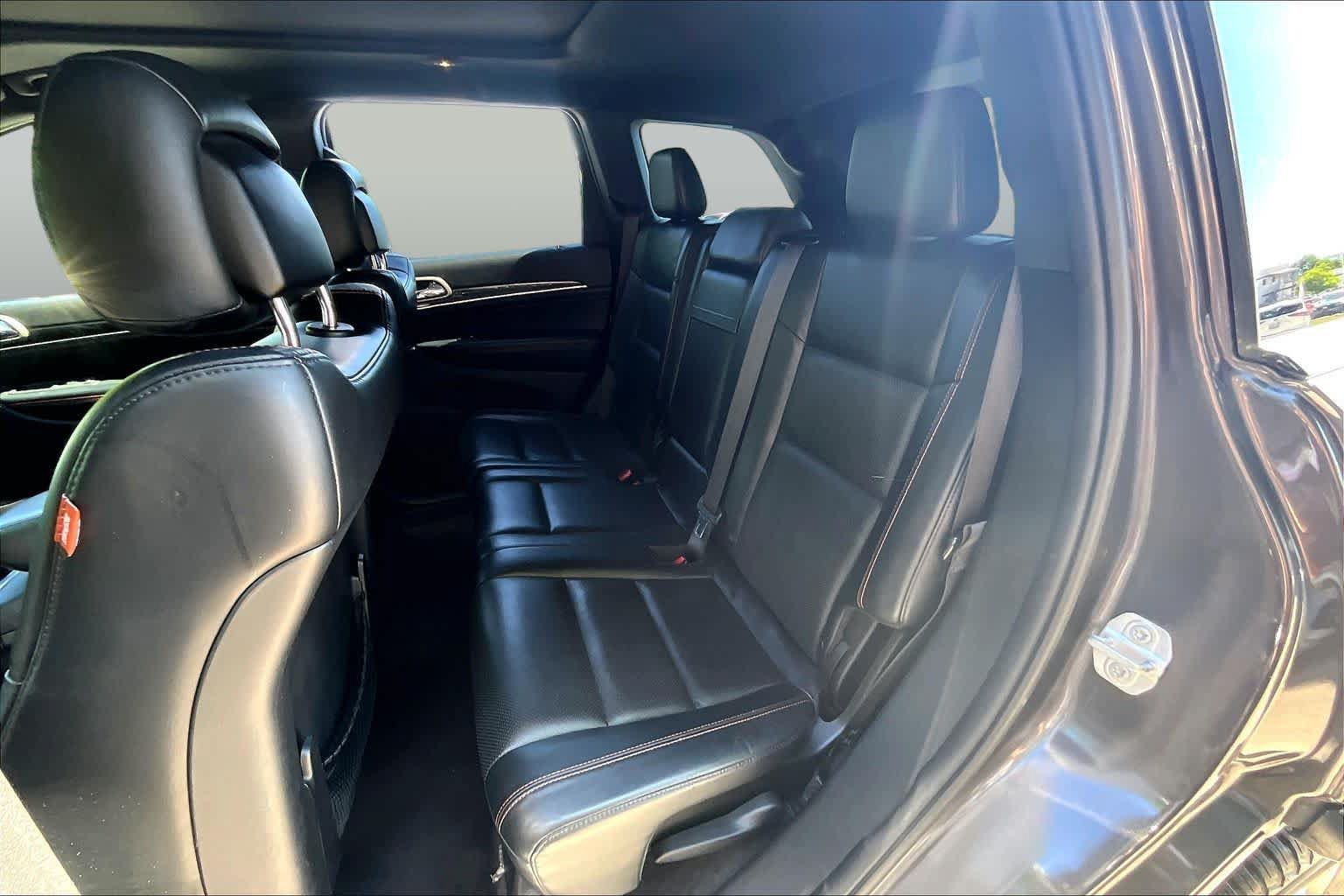 Used 2016 Jeep Grand Cherokee Limited 75th Anniversary AWD/4WD image 20