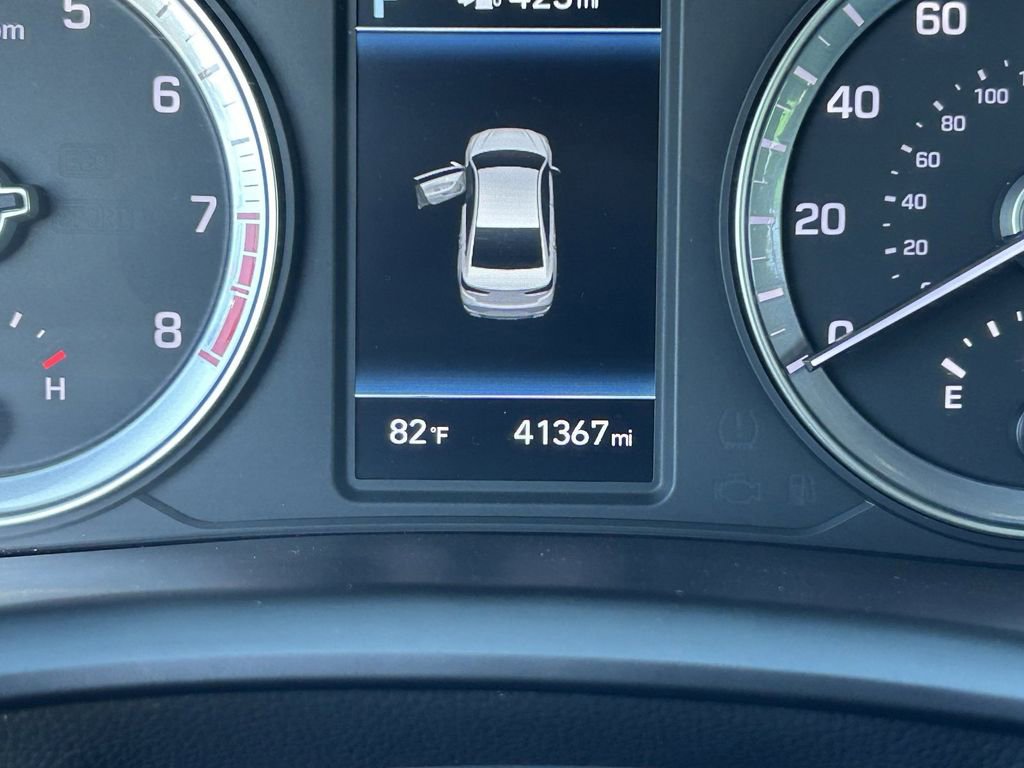 Used 2018 Hyundai Sonata Limited FWD image 32