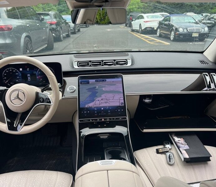 Used 2023 Mercedes-Benz S 500 4MATIC image 9