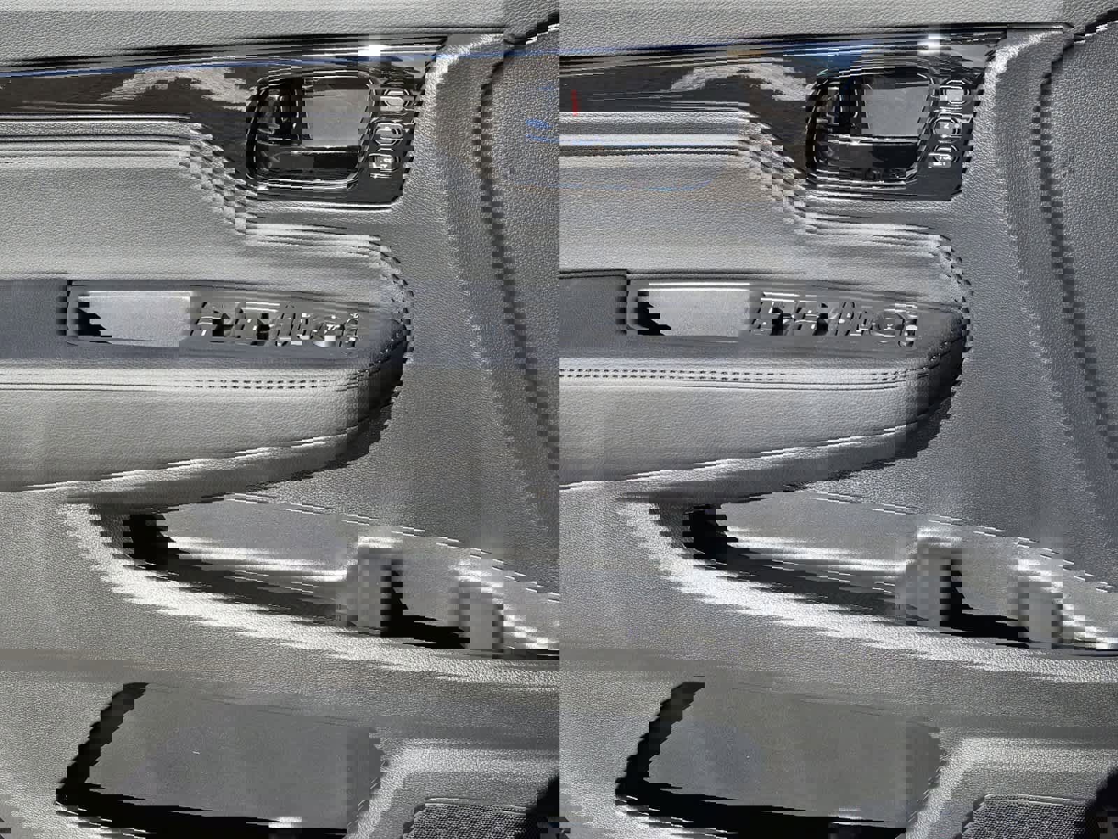 New 2026 Honda Odyssey Elite image 17