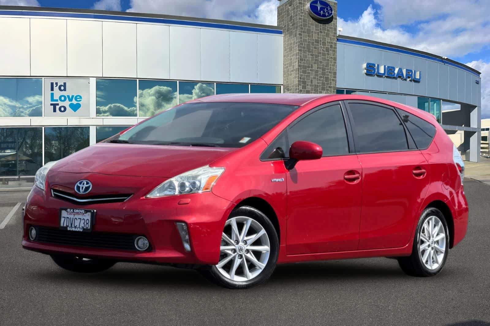Used 2014 Toyota Prius V Five FWD video 1