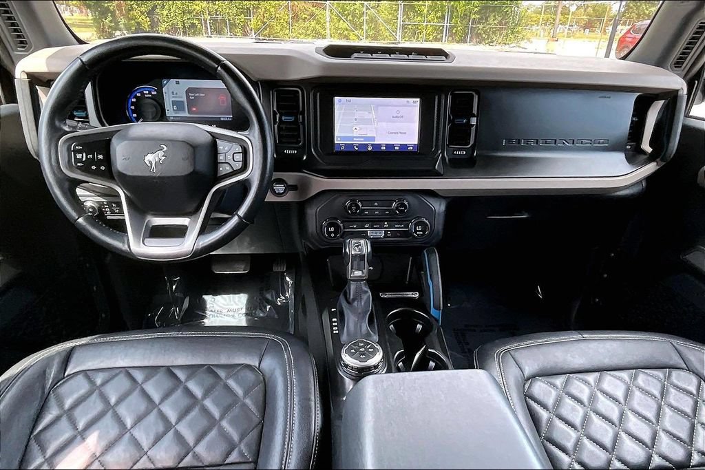 Used 2023 Ford Bronco Wildtrak AWD/4WD image 14