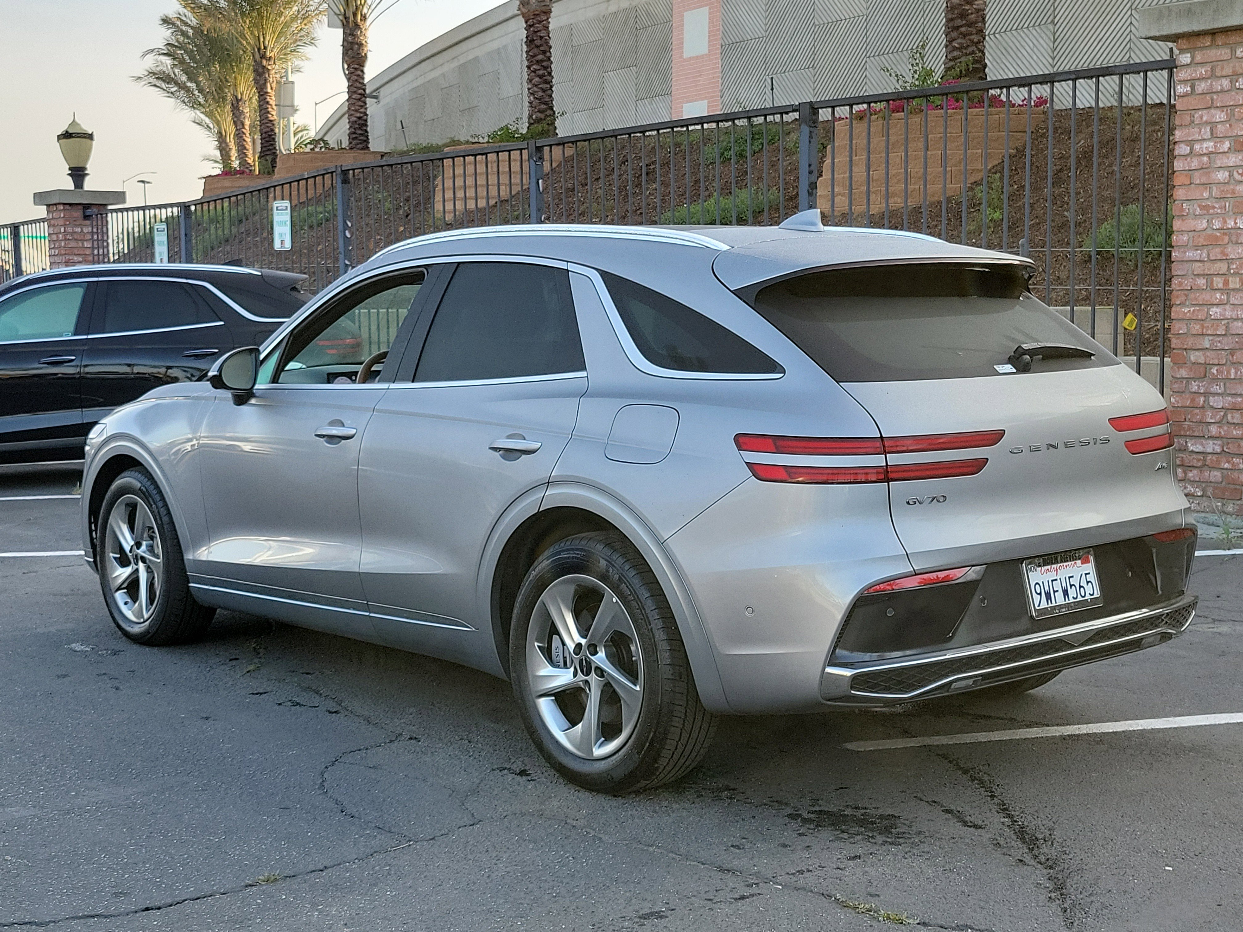 Certified 2026 Genesis GV70 2.5T Advanced image 29