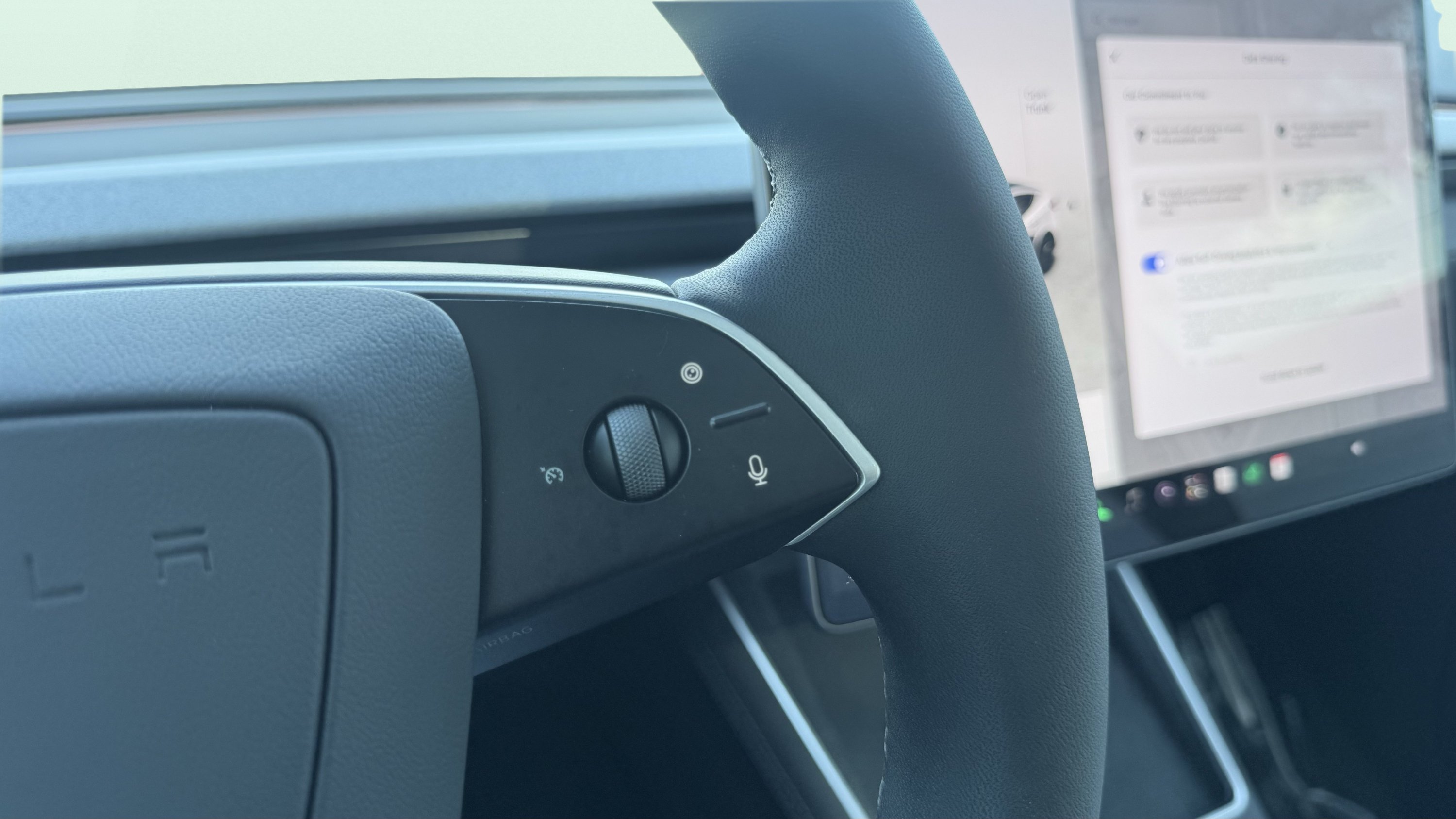 Used 2026 Tesla Model Y 2WD image 57