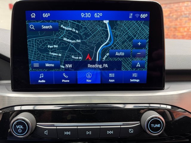 Certified 2022 Ford Escape Titanium w/ Class II Trailer Tow Package image 20