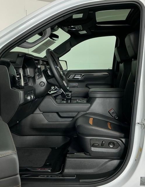 Used 2023 GMC Sierra 1500 AT4 w/ AT4 Premium Package AWD/4WD image 14