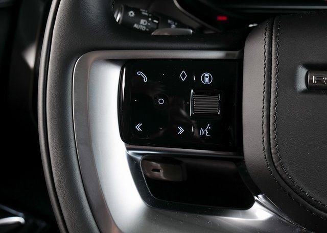 New 2025 Land Rover Range Rover SE image 20