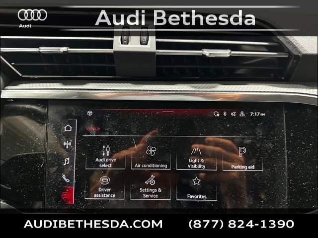 Certified 2025 Audi Q3 2.0T Premium w/ Convenience Package AWD/4WD image 22