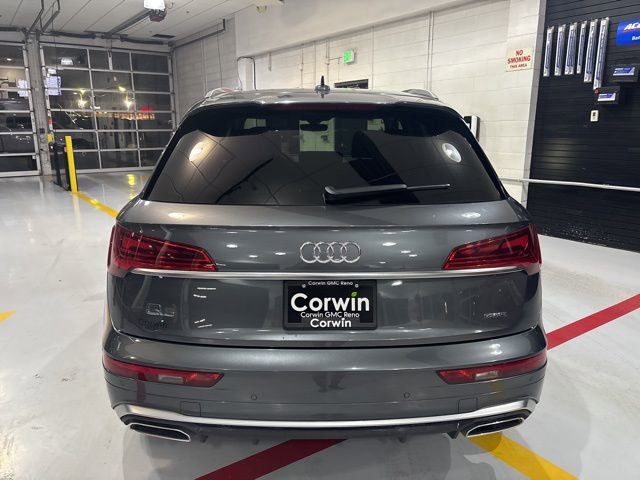 Used 2023 Audi Q5 2.0T Premium w/ Convenience Package image 8