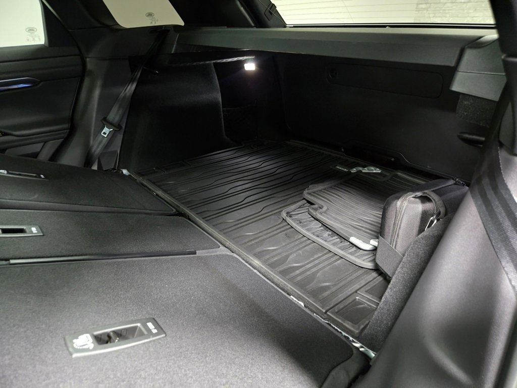 Used 2023 Land Rover Range Rover Evoque R-Dynamic SE image 41