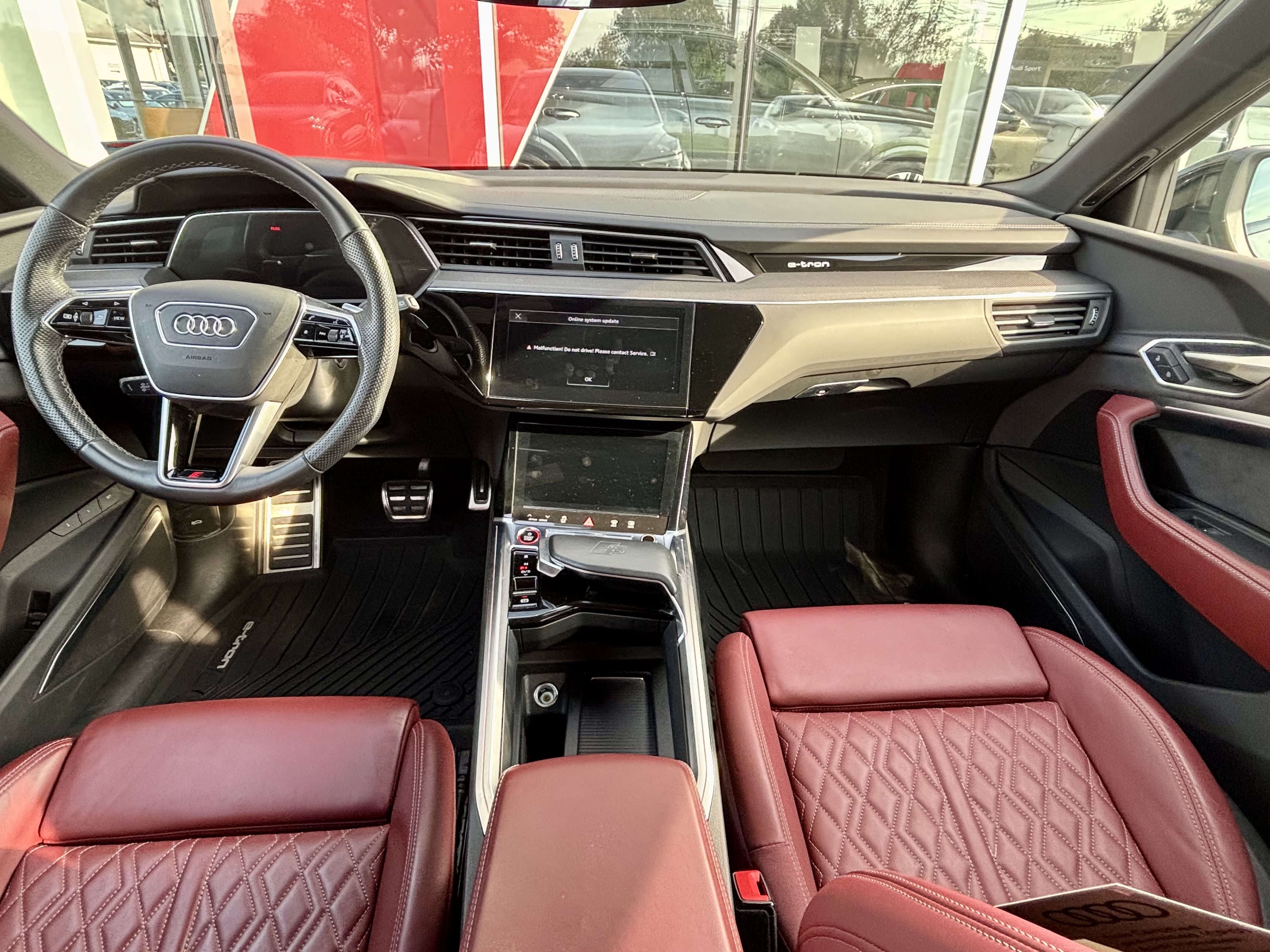 Certified 2024 Audi Q8 e-tron Premium w/ Prestige Package AWD/4WD image 7