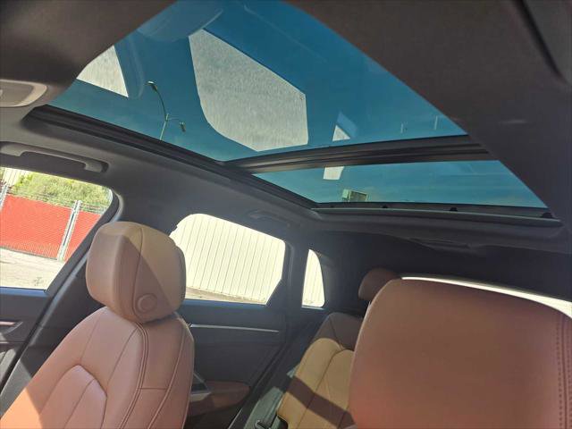 Certified 2025 Audi Q3 2.0T Premium Plus w/ Premium Plus Package image 25