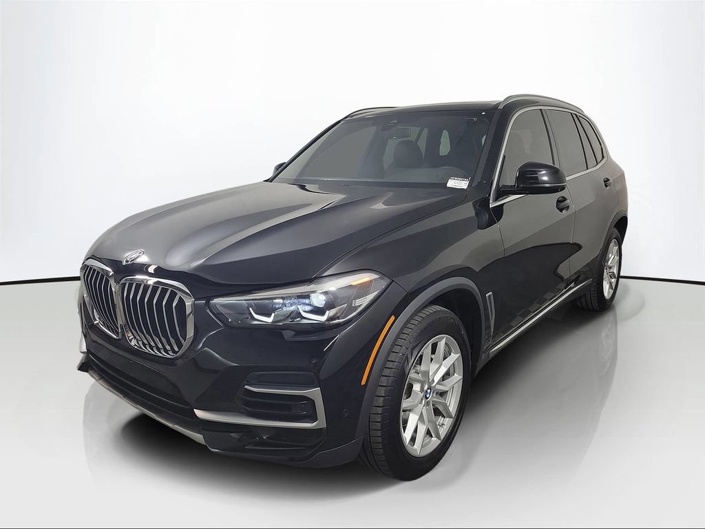 Used 2023 BMW X5 xDrive40i w/ Premium Package AWD/4WD image 3