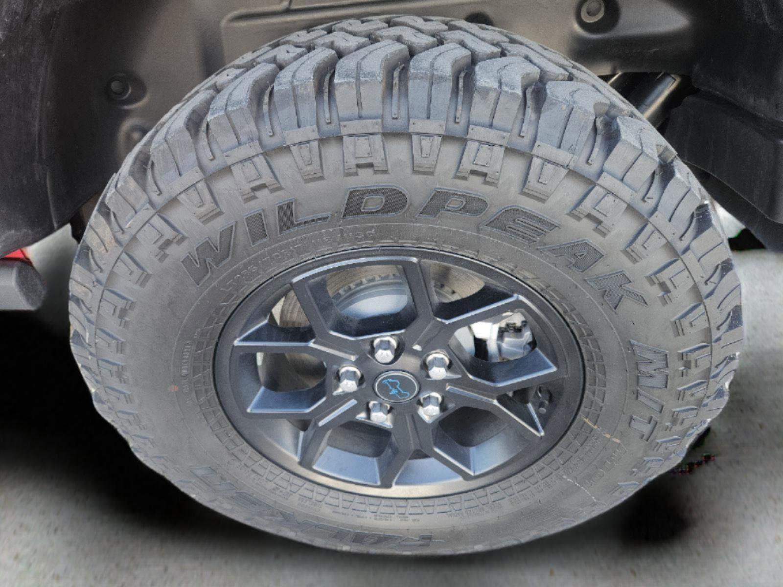 Used 2025 Jeep Wrangler Willys image 33