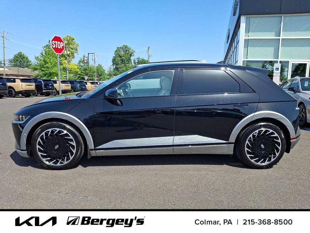 Used 2024 Hyundai Ioniq 5 Limited AWD/4WD image 9