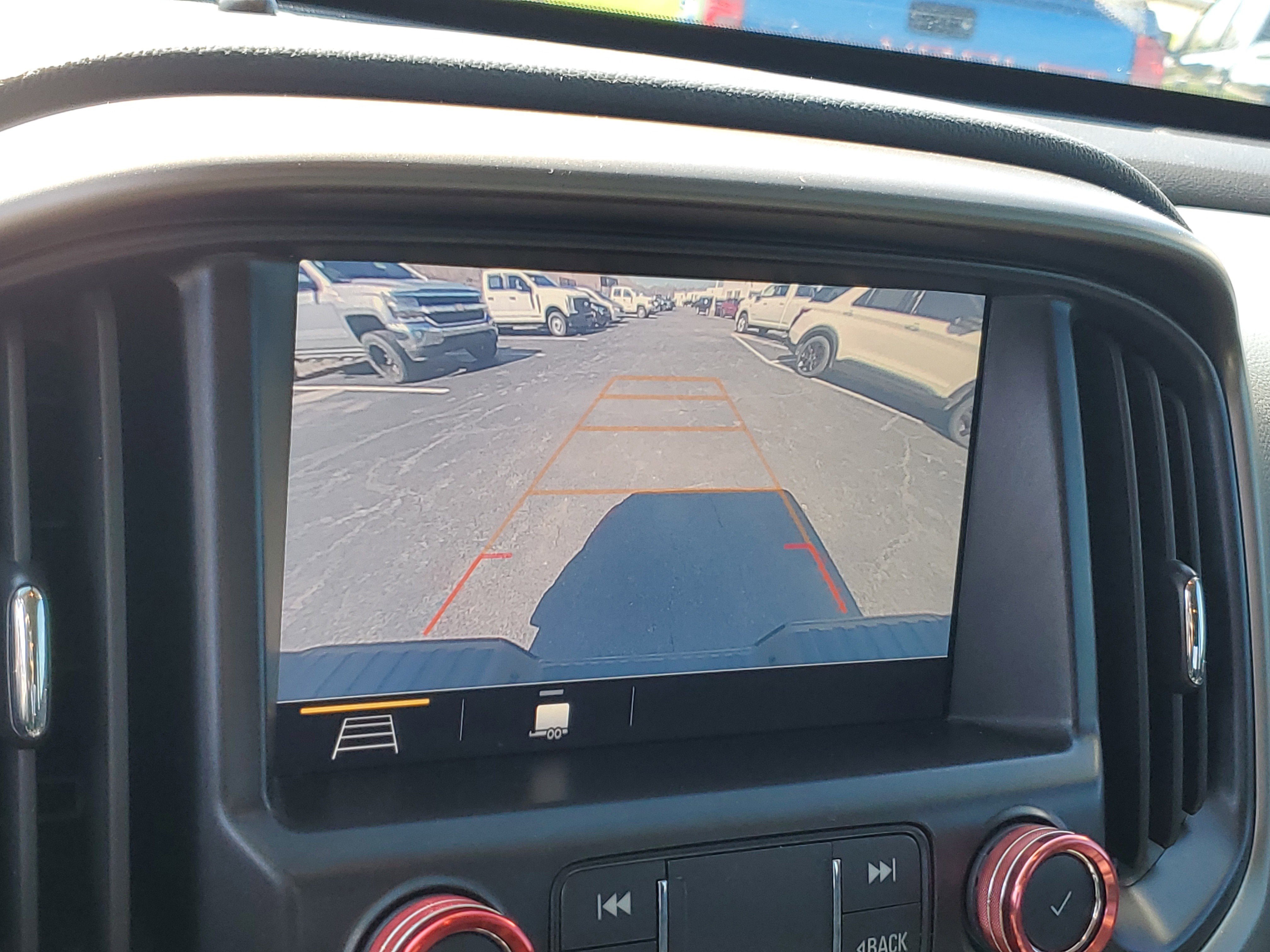 Used 2022 Chevrolet Colorado Z71 w/ Z71 Midnight Edition image 18