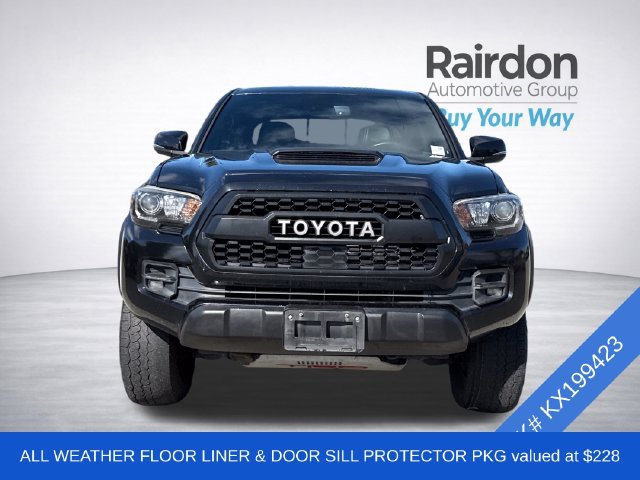 Used 2019 Toyota Tacoma TRD Pro AWD/4WD image 2