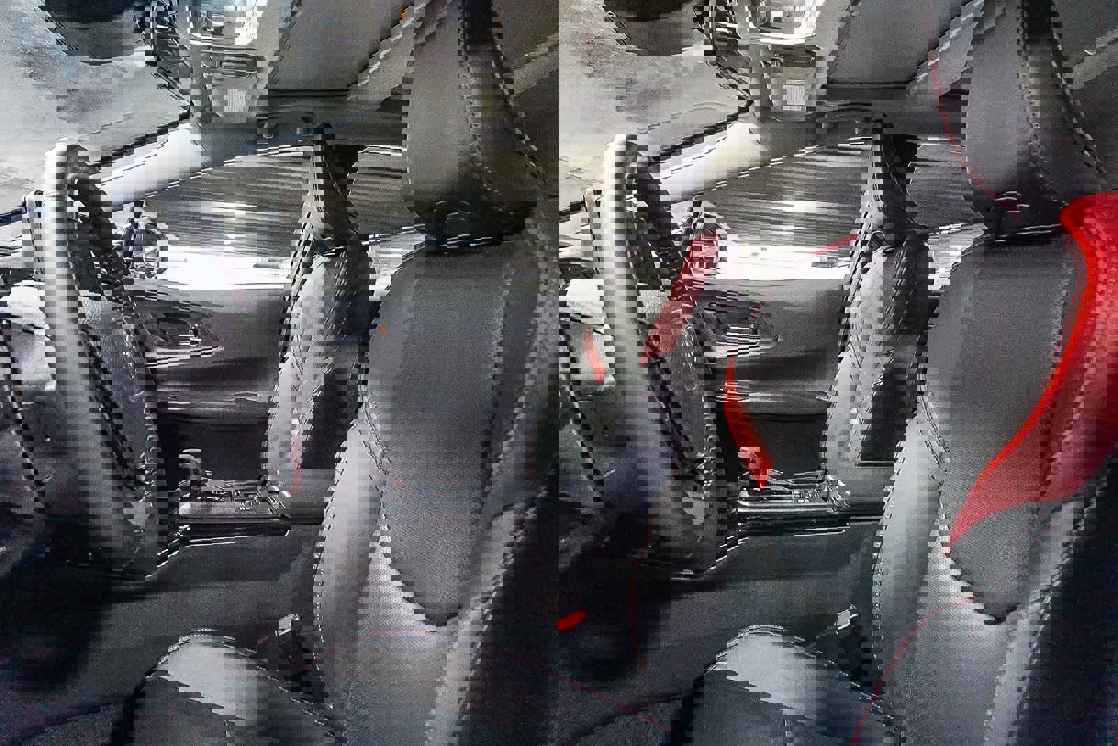 Used 2026 Toyota Prius Plug-In Hybrid image 18