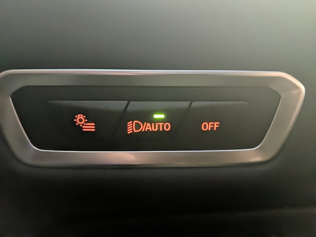 Used 2024 BMW X7 M60i w/ Executive Package image 34