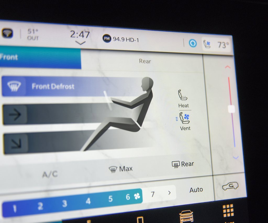 Used 2022 Jeep Wagoneer Series II w/ Rear Seat Video Group 1 image 26