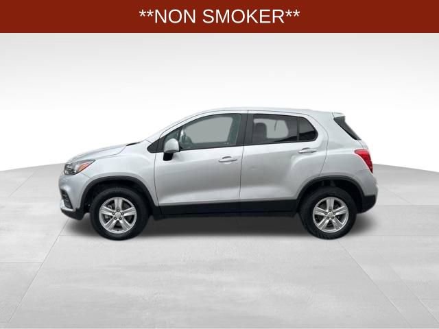 Used 2021 Chevrolet Trax LS w/ Tint and Cruise Package image 4