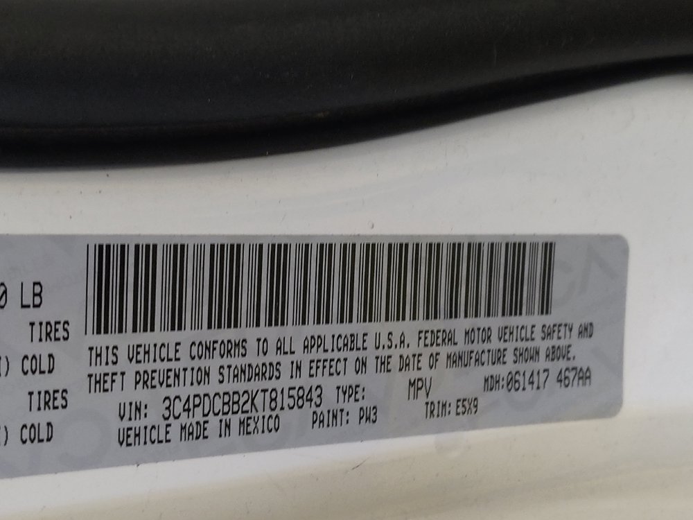 Used 2019 Dodge Journey SE w/ Connectivity Group FWD image 33