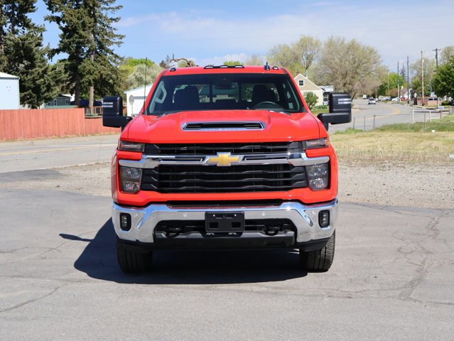Used 2025 Chevrolet Silverado 2500 LT w/ Safety Package AWD/4WD video 2