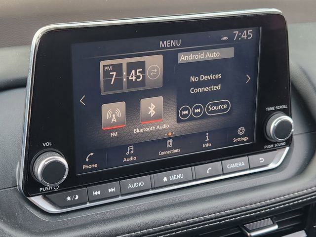 Certified 2022 Nissan Rogue SV image 14