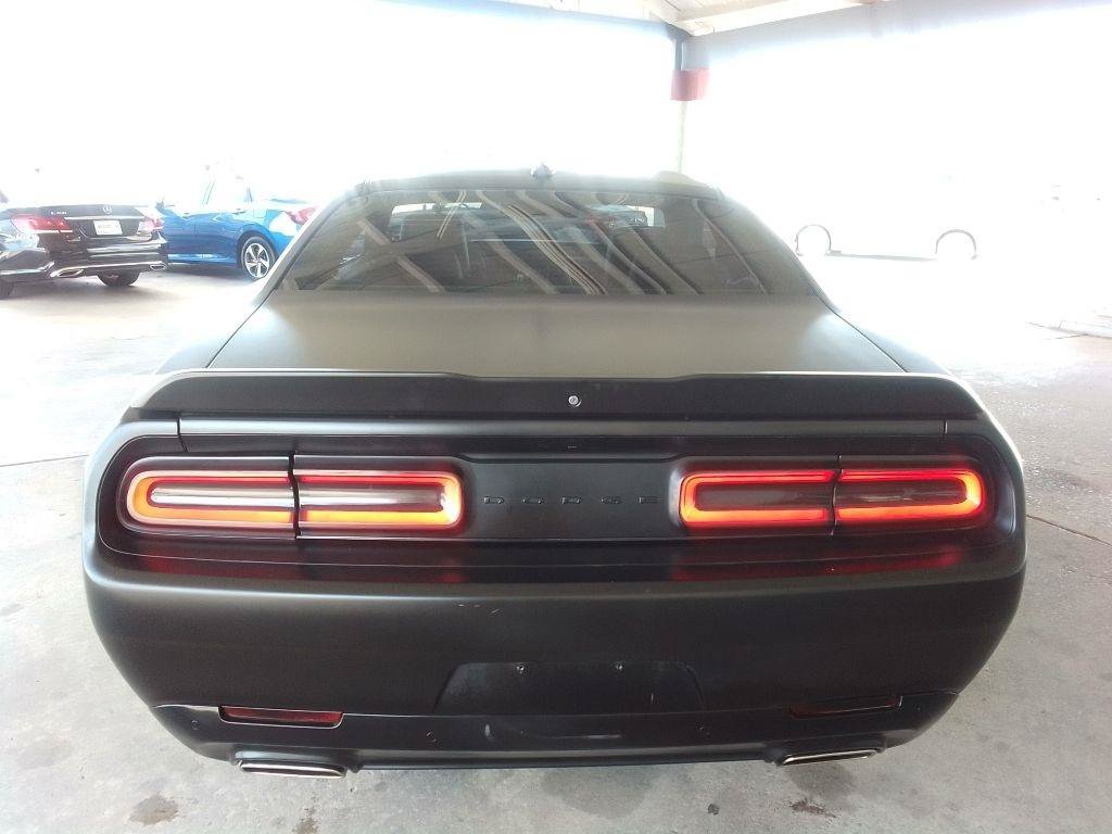 Used 2018 Dodge Challenger SXT Plus RWD image 6