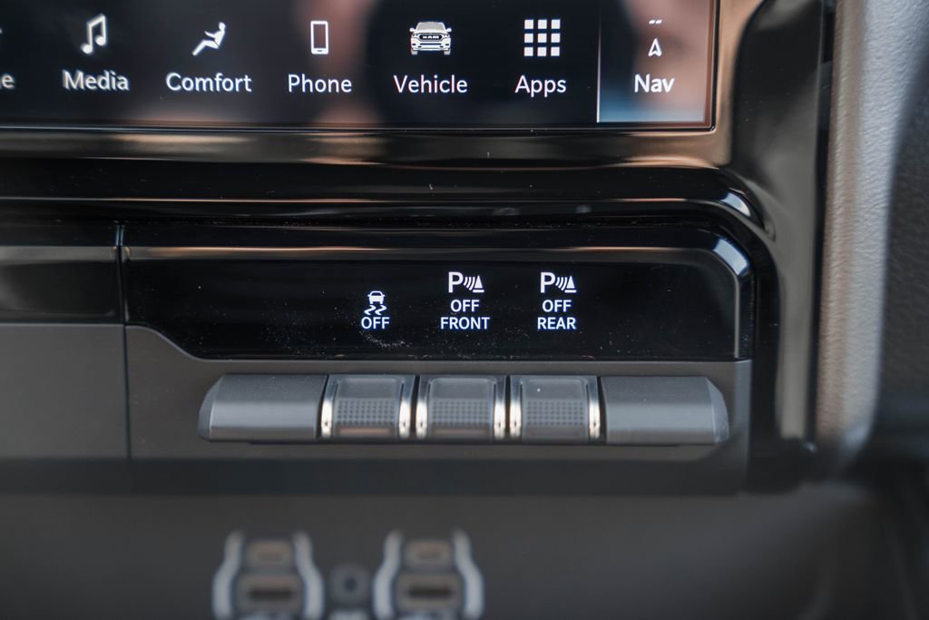 New 2026 RAM 1500 4x4 Crew Cab image 27