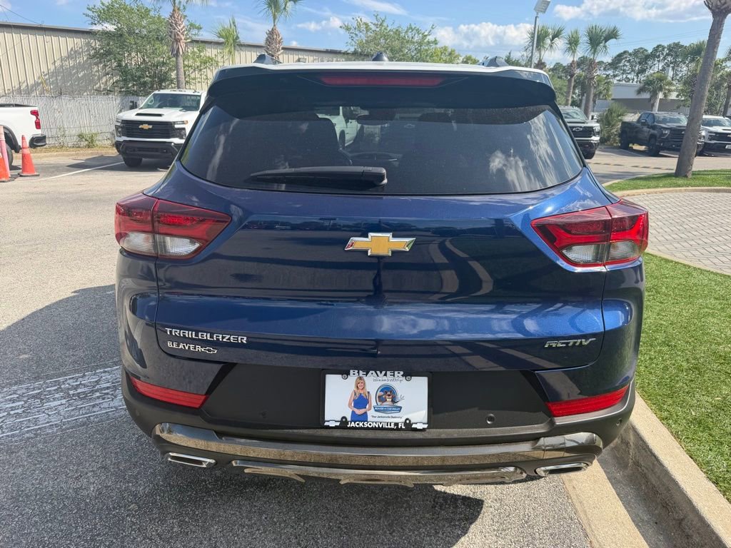 Used 2022 Chevrolet TrailBlazer ACTIV w/ Sun and Liftgate Package FWD image 5