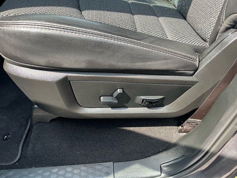 Used 2018 RAM 1500 Sport AWD/4WD image 26