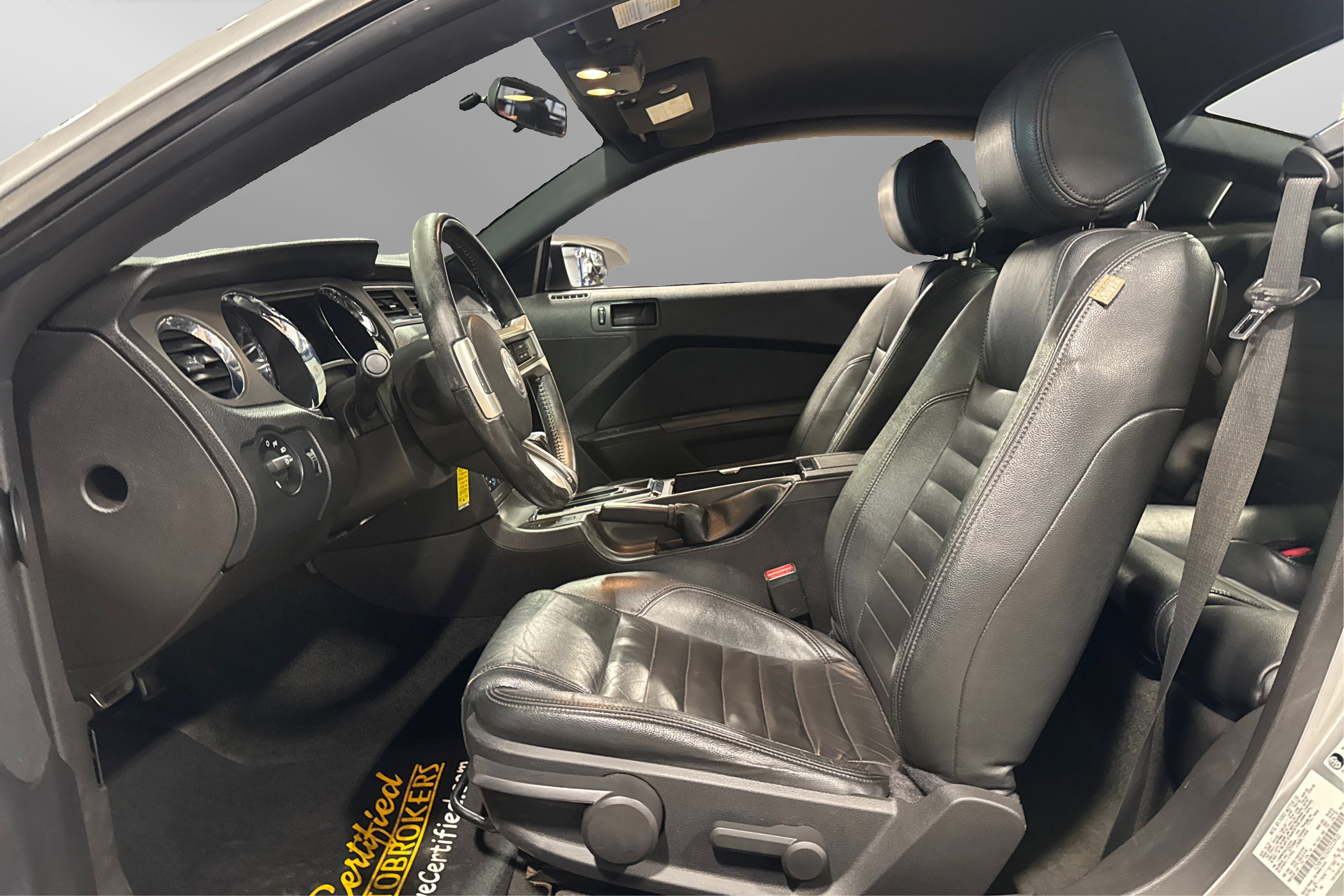 Used 2013 Ford Mustang GT image 17